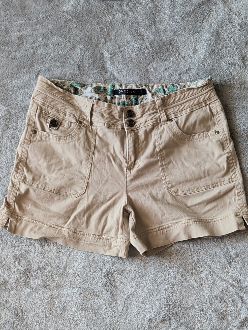 one 5 one Beige Cargo Pocket Women's Shorts